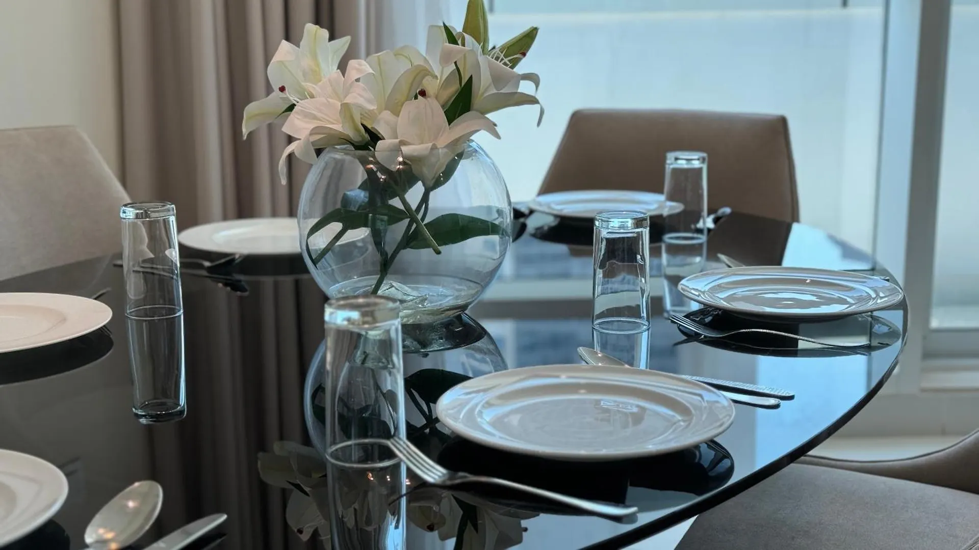 두바이 Magnificent - Damac Distinction Downtown 아파트 0*,  아랍에미리트