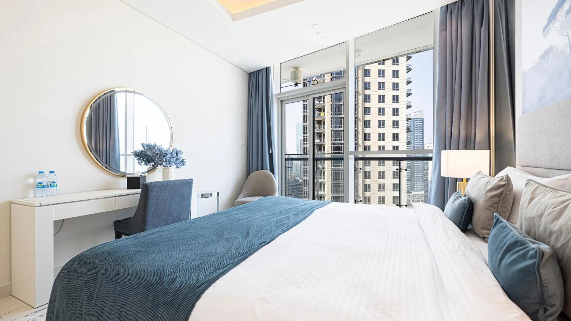 두바이 Magnificent - Damac Distinction Downtown 아파트