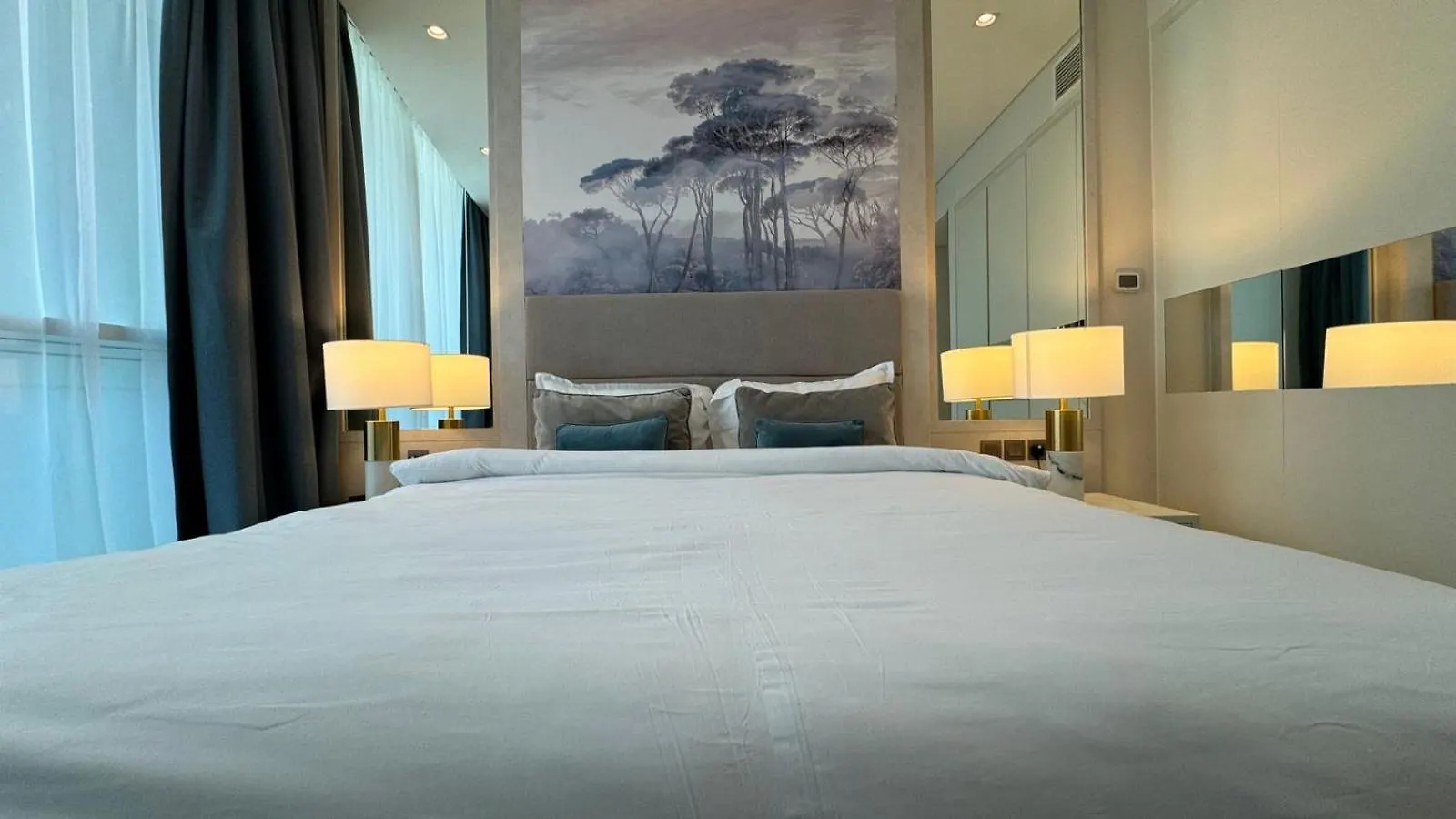두바이 Magnificent - Damac Distinction Downtown 아파트