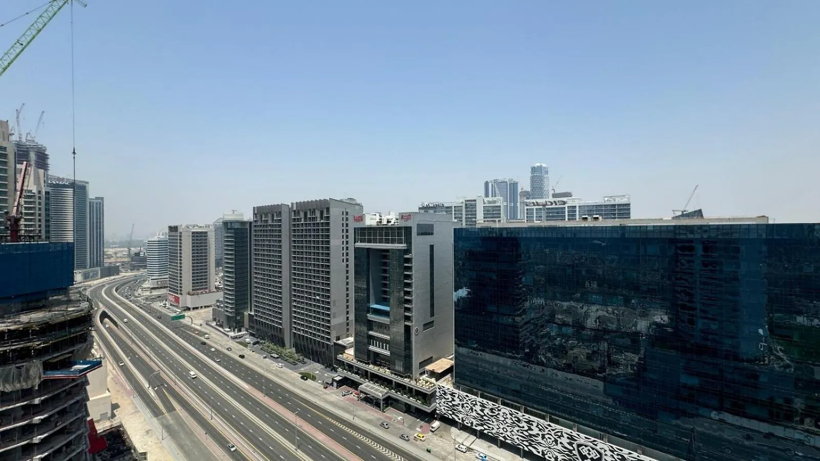 두바이 Magnificent - Damac Distinction Downtown 아파트 0*,
